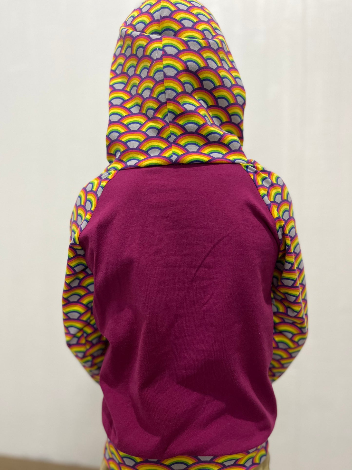 Magenta / rainbows hoodie 2-3T