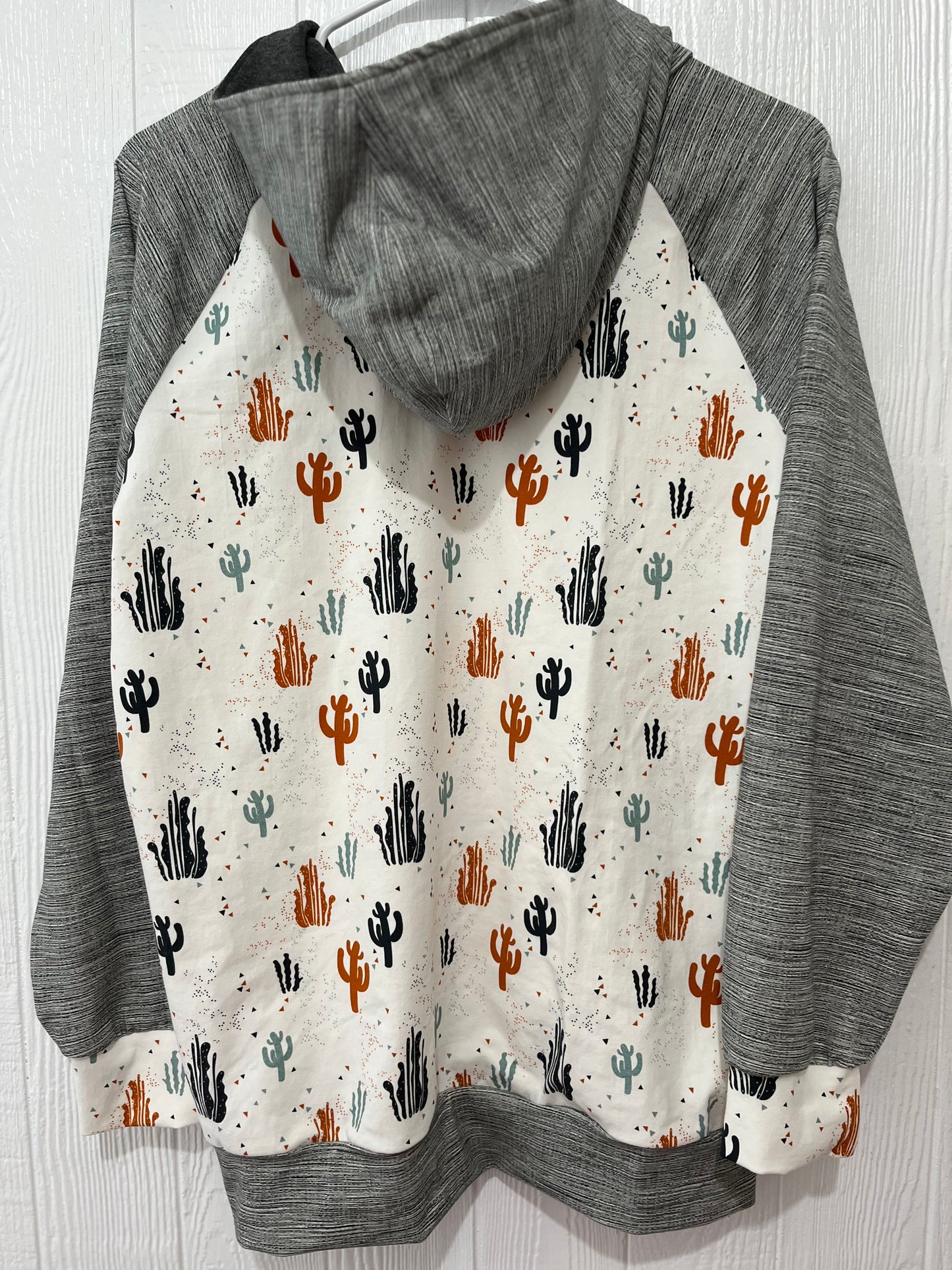 Sage/ cactus hoodie 18T