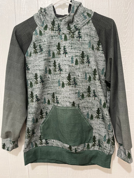 Green/ pine trees hoodie 16T