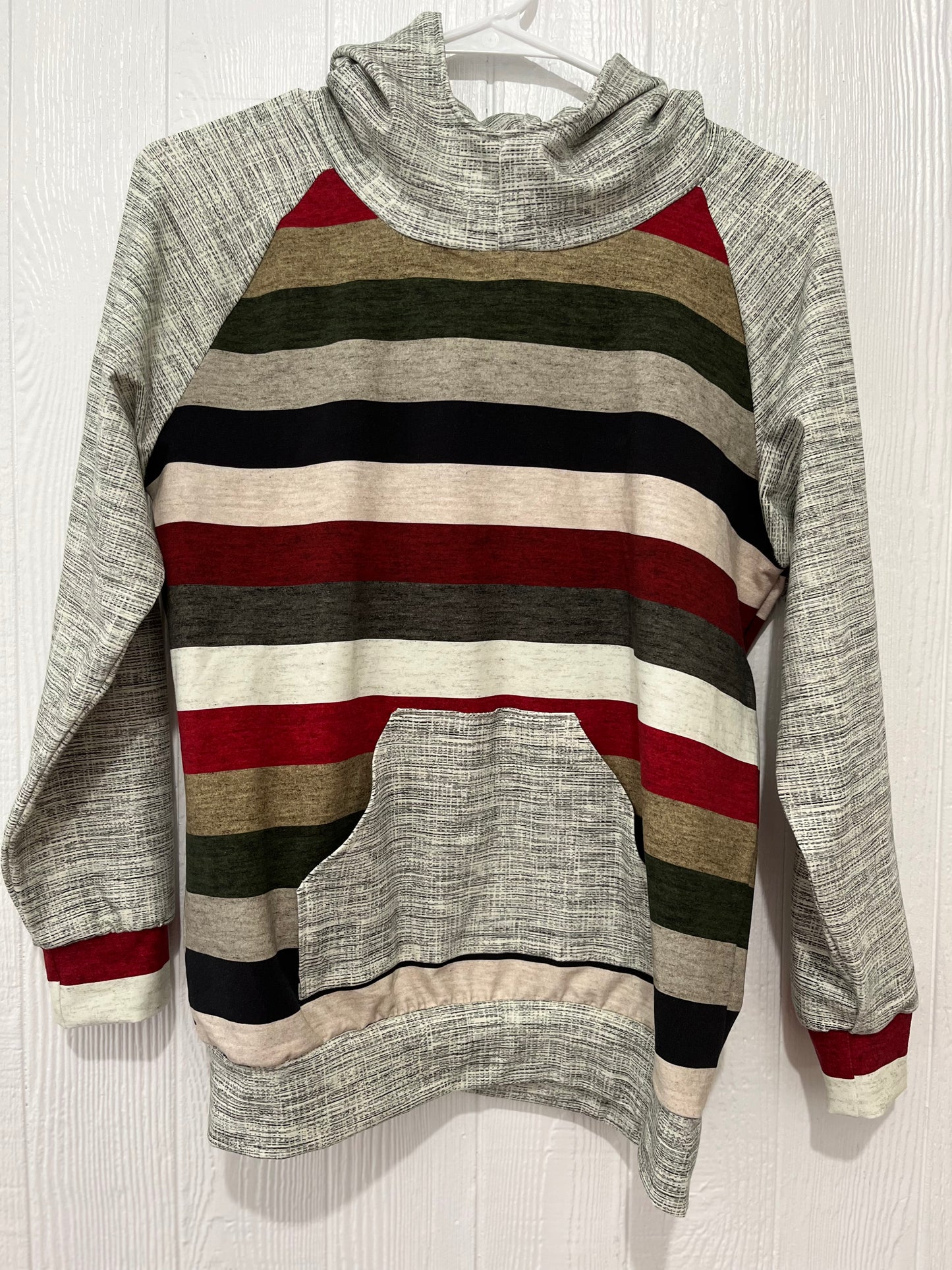 Sage/ stripe hoodie 14T