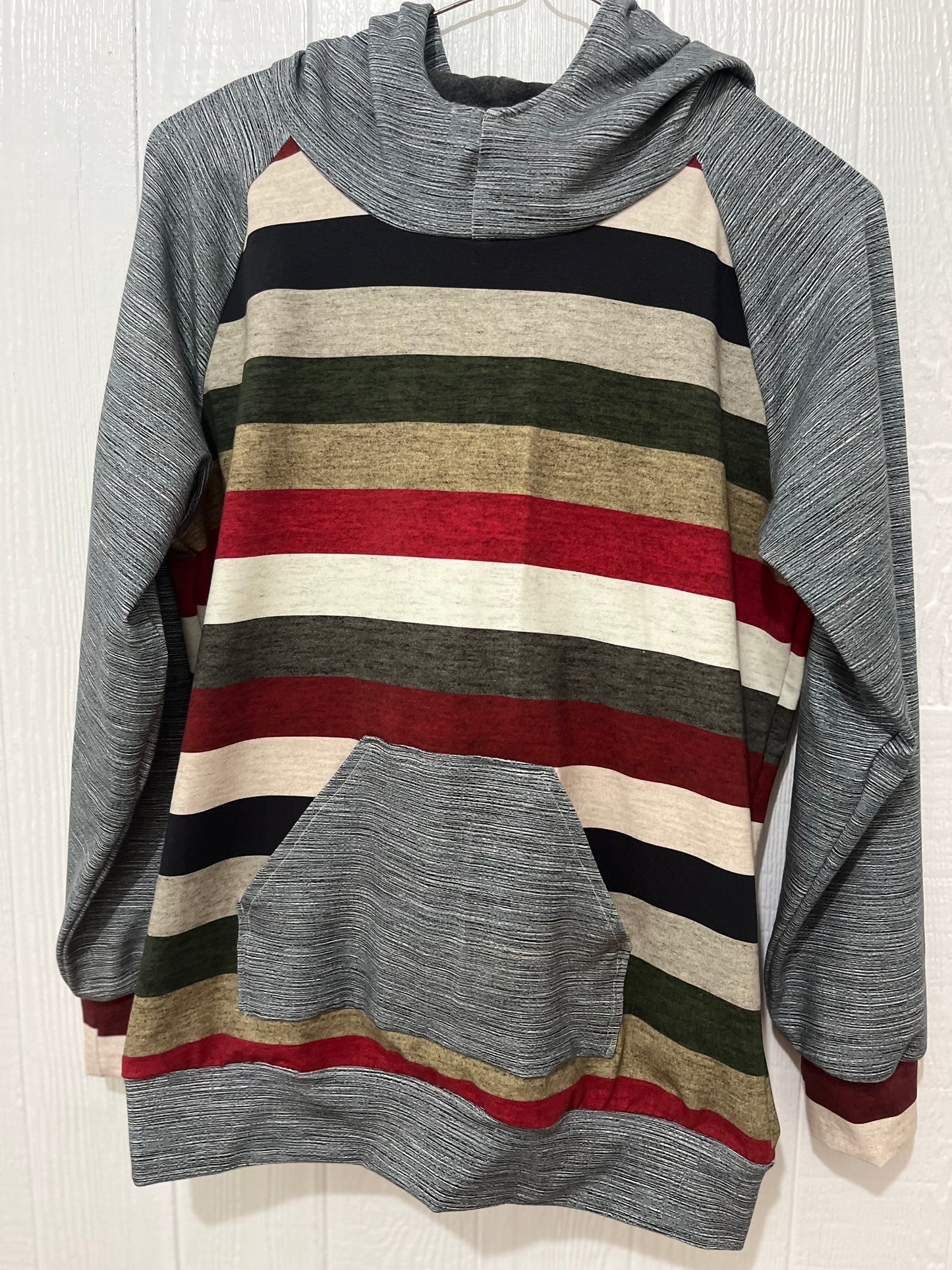 Stripe/ Sage hoodie 14T