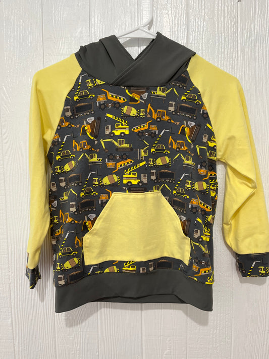 Yellow/ construction trucks 7T