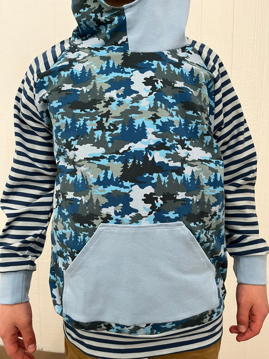 Blue / stripe/ trees and water hoodie 8T